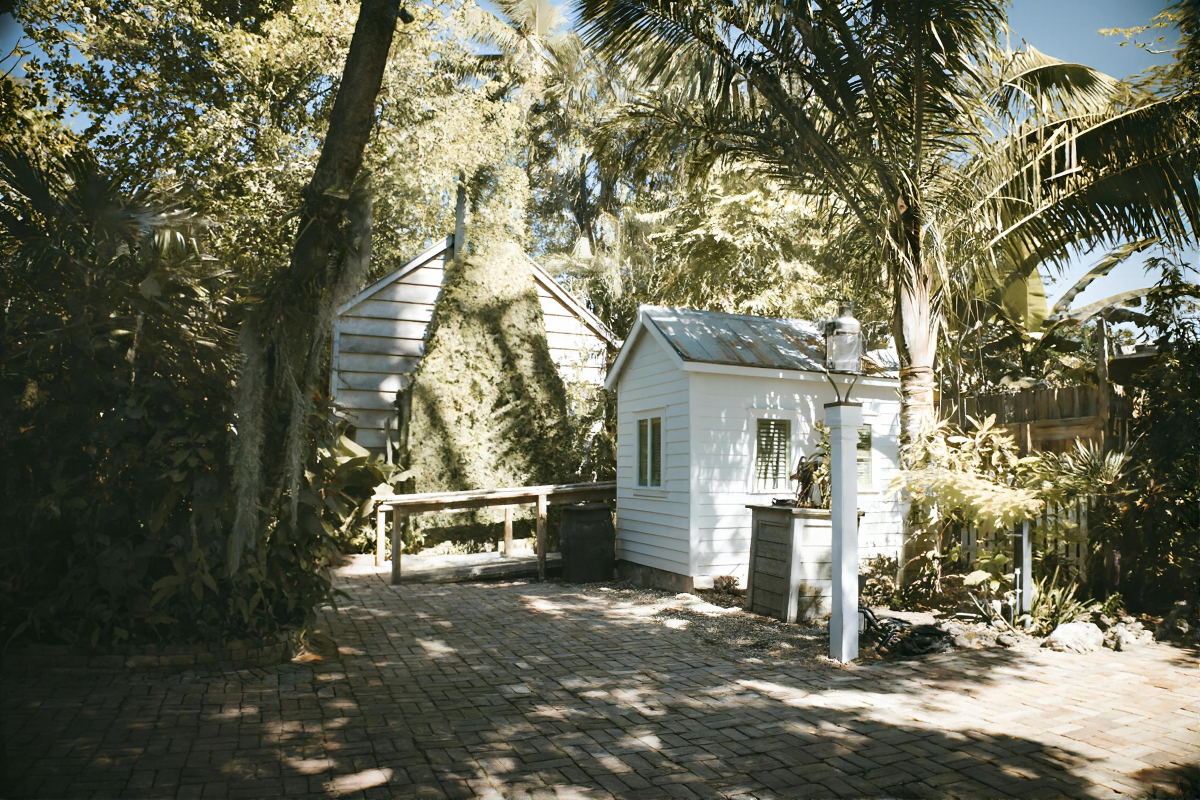 Revitalizing Outdated & Distressed Homes: A Win-Win For All!